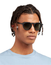 Cargar imagen en el visor de la galería, Warwick Black Carbon