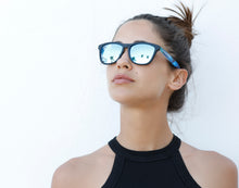 Cargar imagen en el visor de la galería, Ron Brugal Paraíso